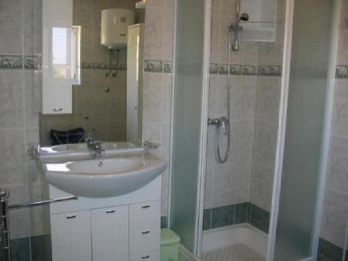 Apartment Gordana Košljun Buitenkant foto